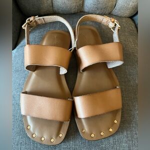 Universal Thread Tan Sandals